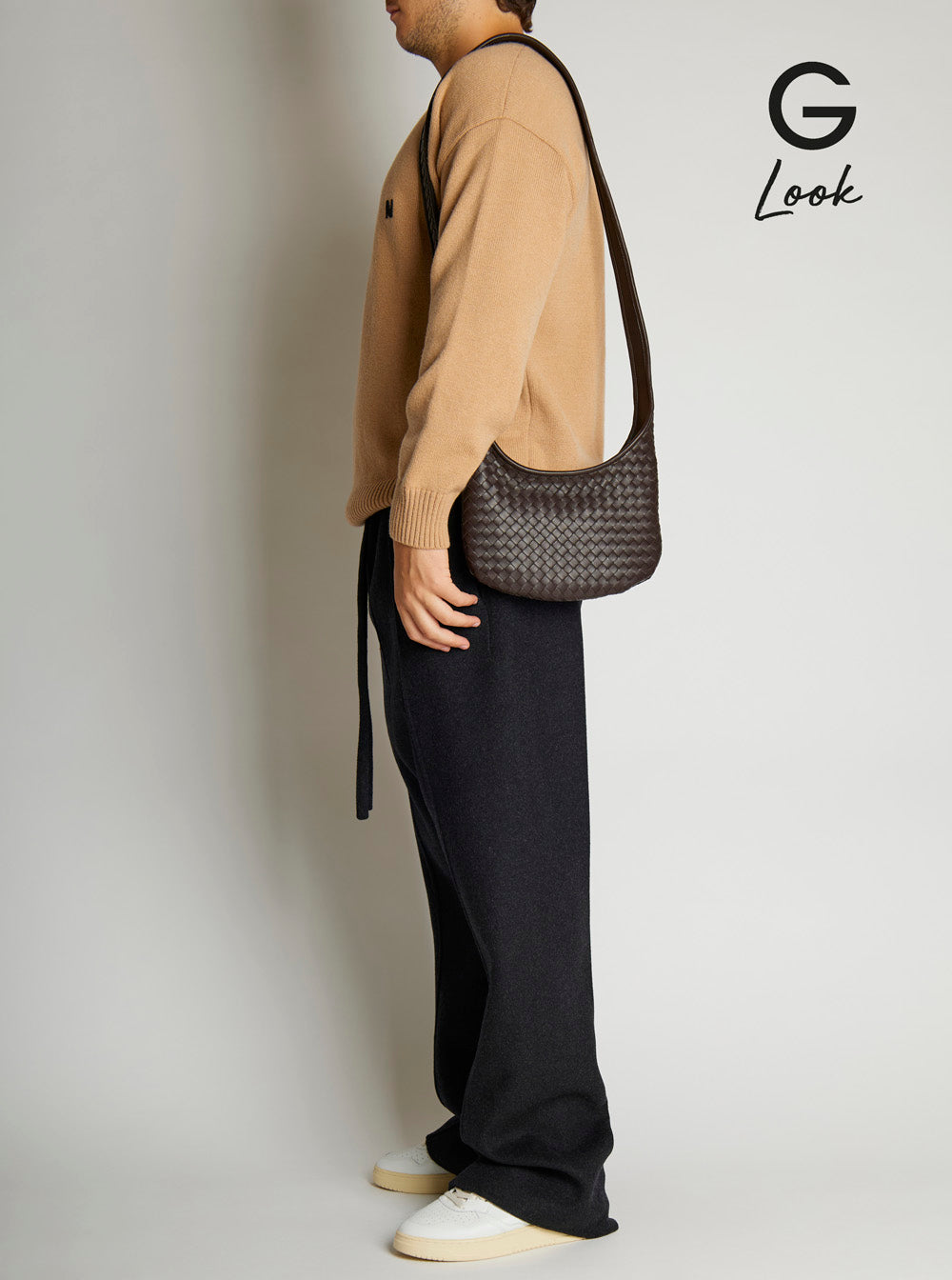 Bottega Veneta Men 'Veneto' Brown Shoulder Bag With Fixed Shoulder Strap And All-Over Intrecciato Motif In Leather Man